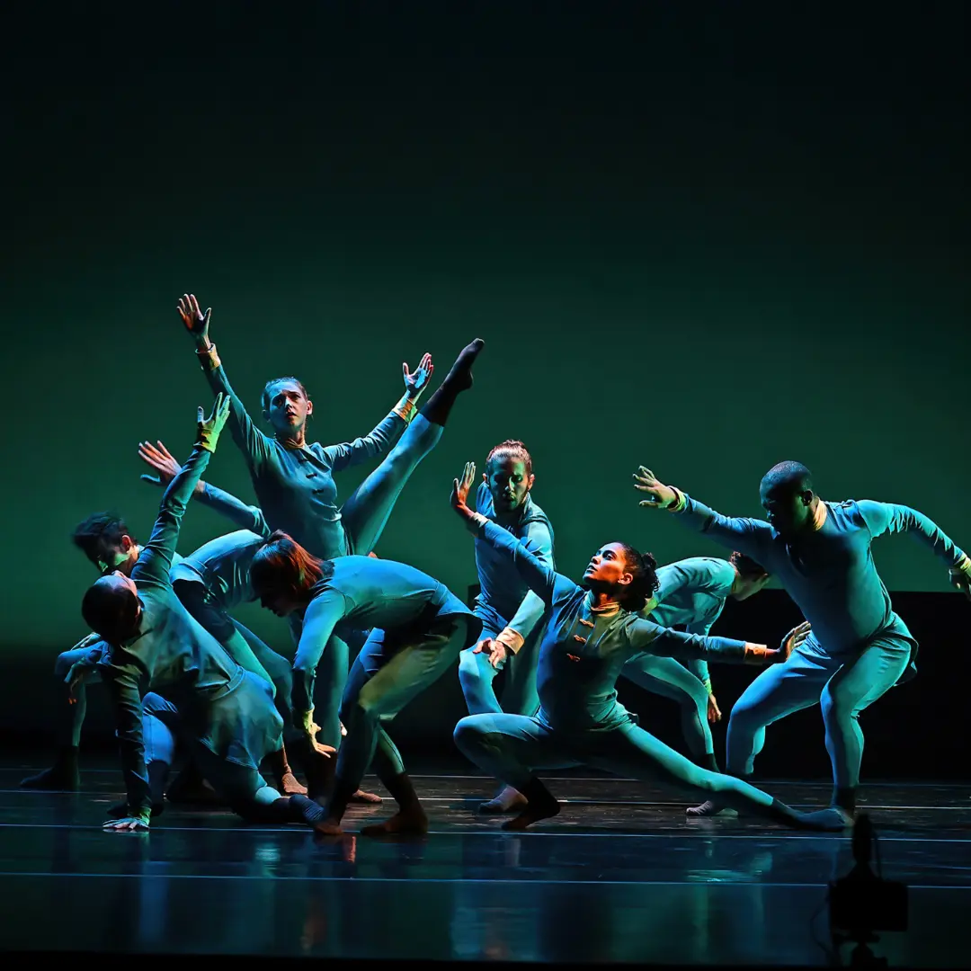 Kun-Yang Lin Dancers